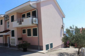 Apartments with a parking space Rogoznica - 20167